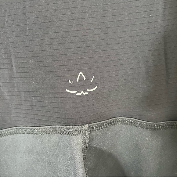 BEYOND THE BUMP x BEYOND YOGA Maternity Black Lace Leggings - Picture 8 of 12